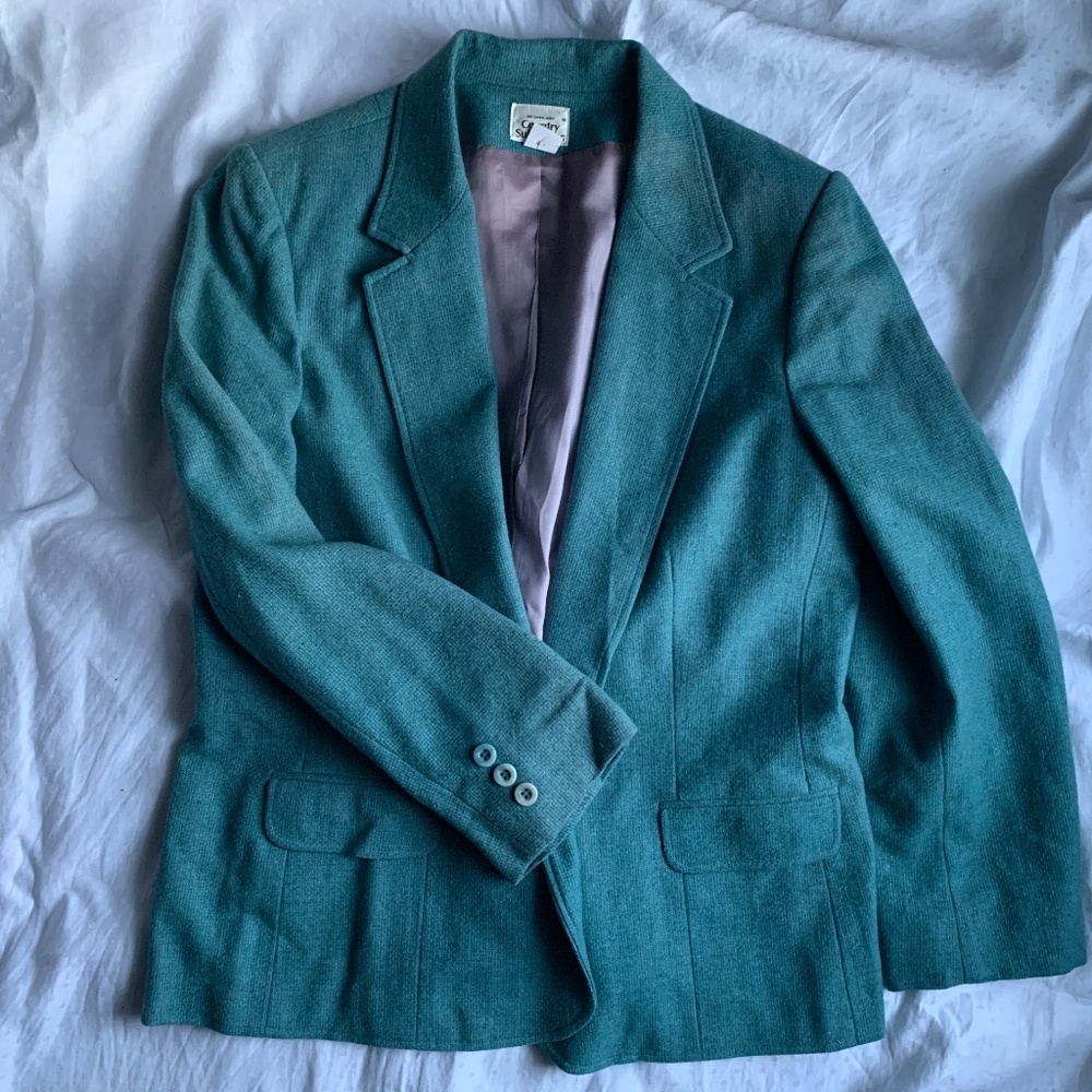Country Suburbans green wool blazer, long and long sleeves, size 18